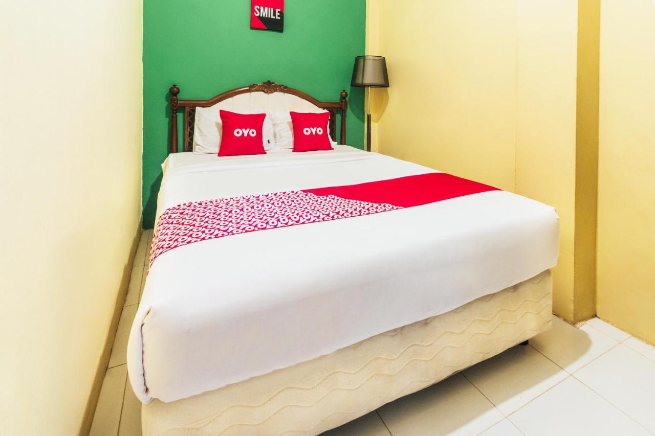 Oyo 2165 Alyah Guest House Syariah Ambon Eksteriør billede